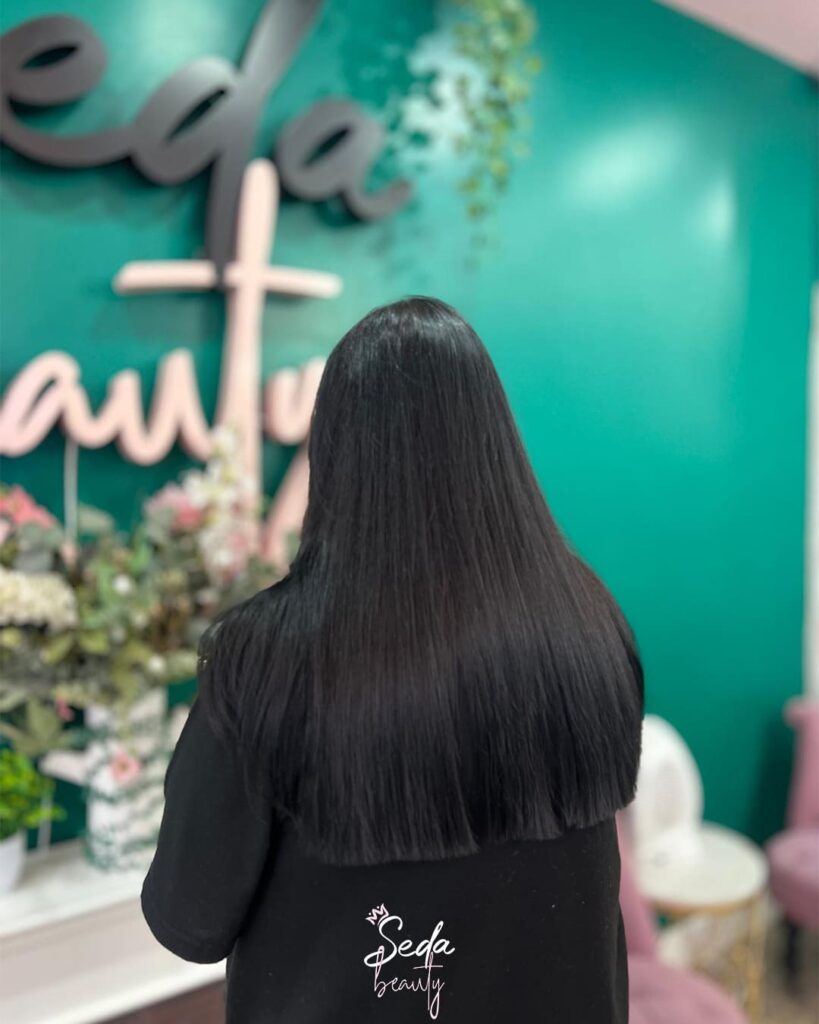 Advanced hair growth treatment supports stronger follicles and visibly thicker hair.